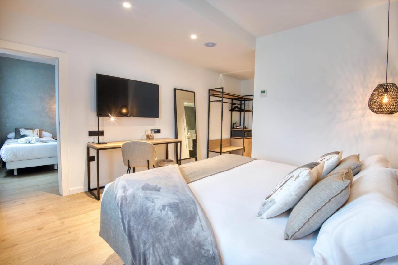 Costabella 3* Gerona